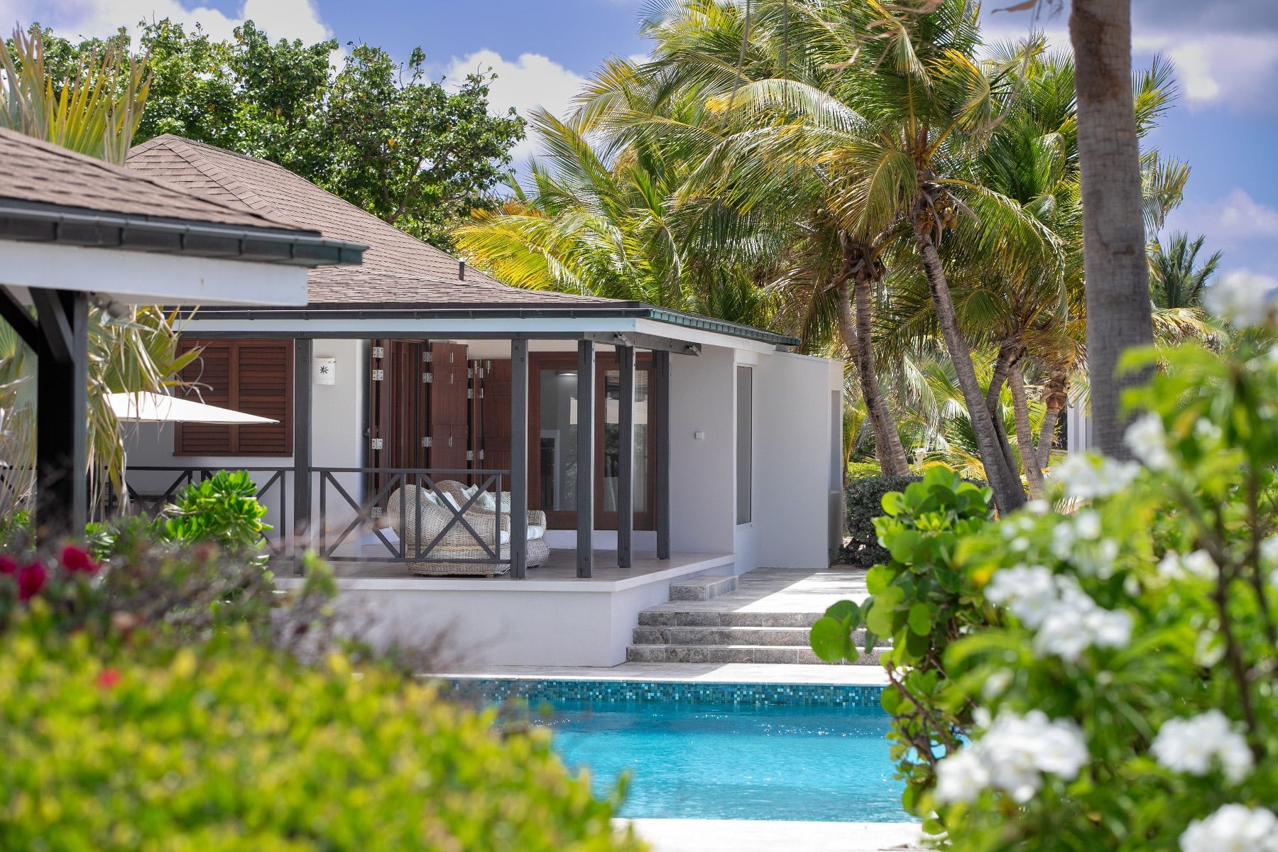 Blue Beach Villa villa photo.